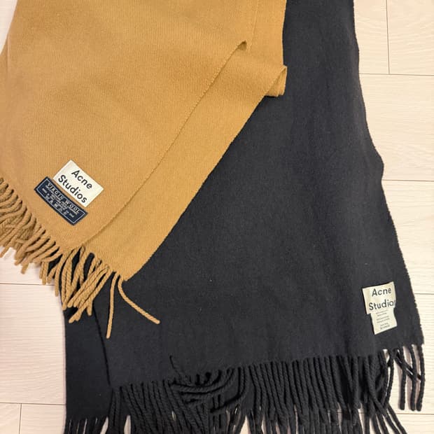 아크네스튜디오 머플러 베이지,네이비 일괄