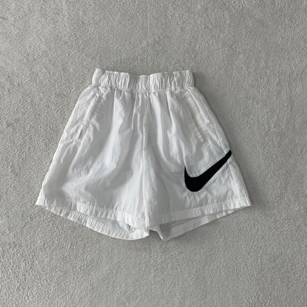 S 나이키 여성 나일론 반바지 빅스우시
