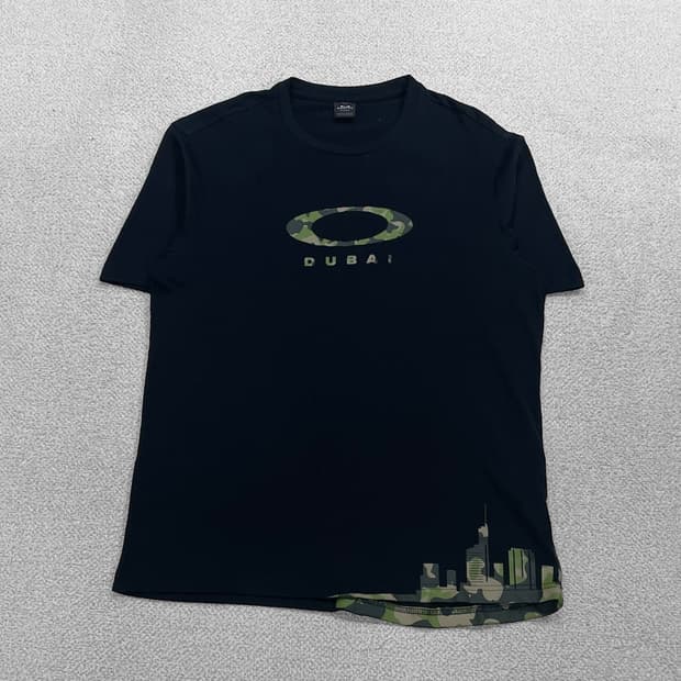 오클리 Oakley 써클 카모 로고 두바이 반팔티 블랙