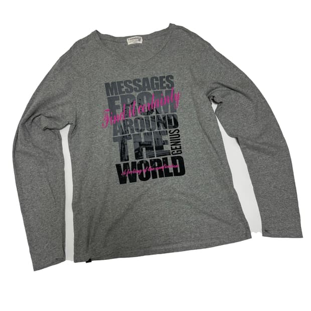 T-그래픽스 타이포그래피 레이어드 그레이 롱 슬리브