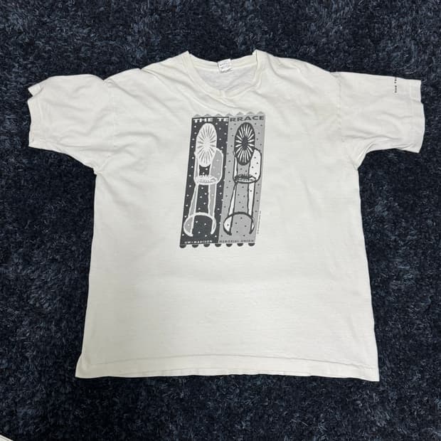 1992년도 선버스트 체어 art t-shirt