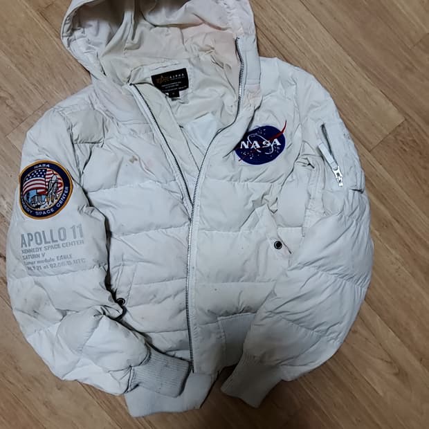 알파 nasa 패딩