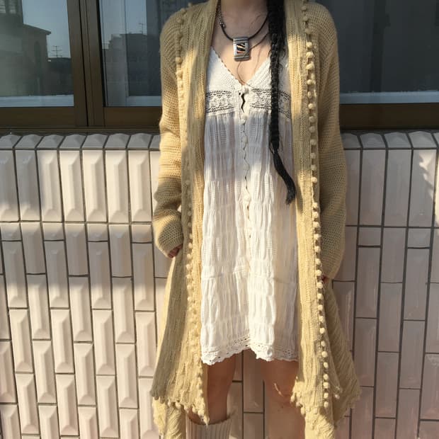 Pom pom unbalanced open knit caridgan