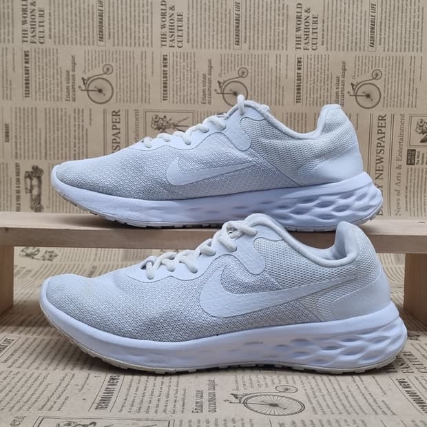 나이키 레볼루션6 여성런닝화245