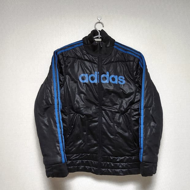 아디다스 블랙 패딩 점퍼