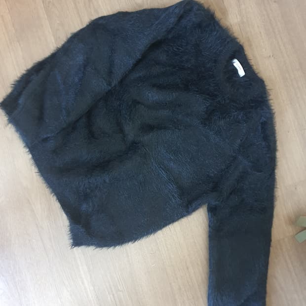 검정 앙고라 빈티지 니트