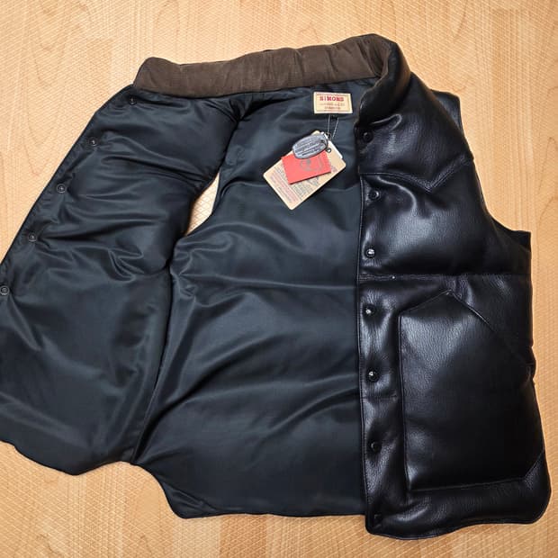 리얼시몬스 가죽 패딩 조끼 (L)