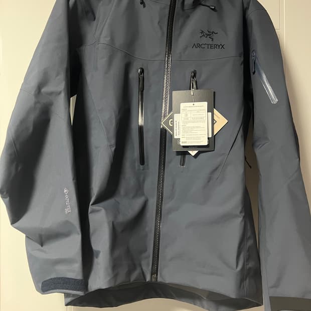 아크테릭스 알파 sv (xs)