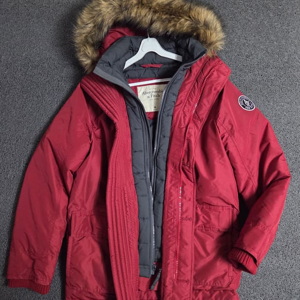 아베크롬비 패딩 M (새상품급) 실L싸이즈