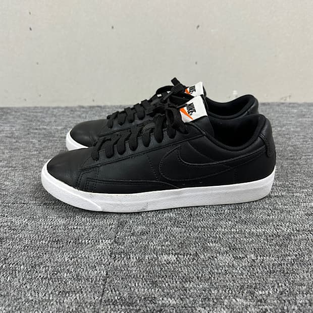 나이키 블레이저 로우 235