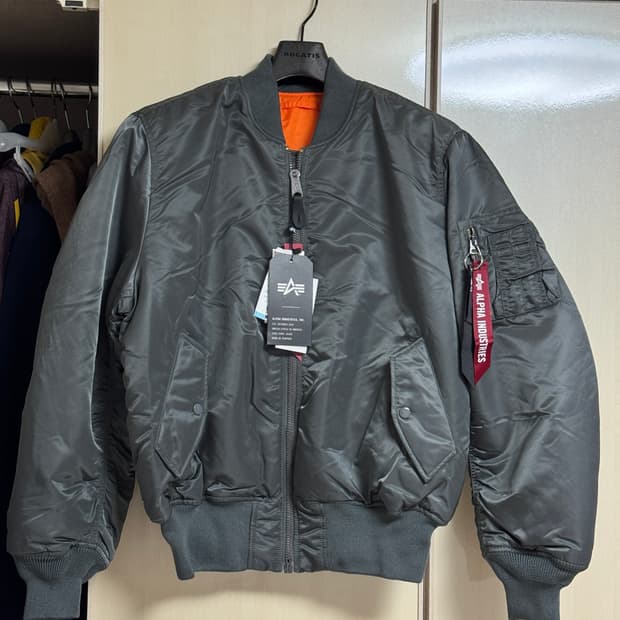 알파인더스트리ma-1 건메탈