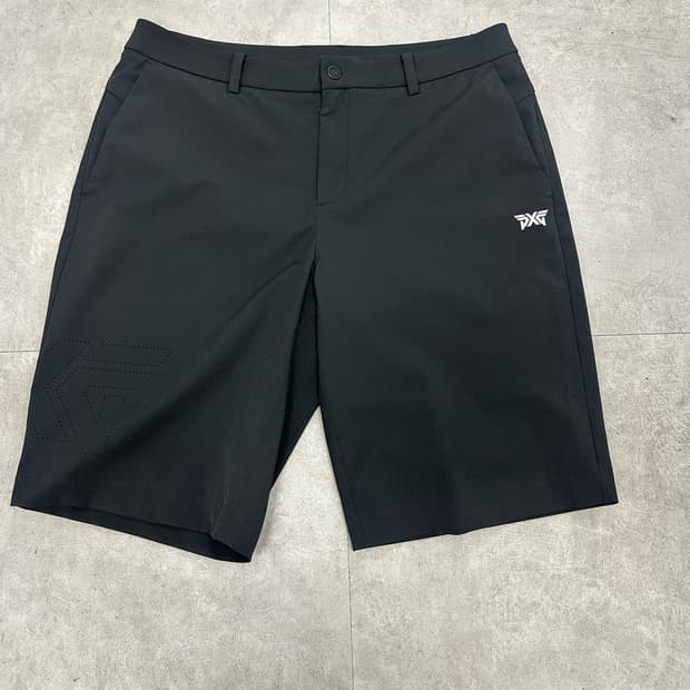 PXG 매장 정품 남성 골프 반바지 블랙 2XL사이즈 급처 거의새것