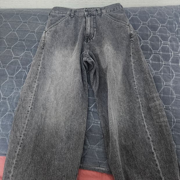 해칭룸 와이드 커브진 2사이즈 판매