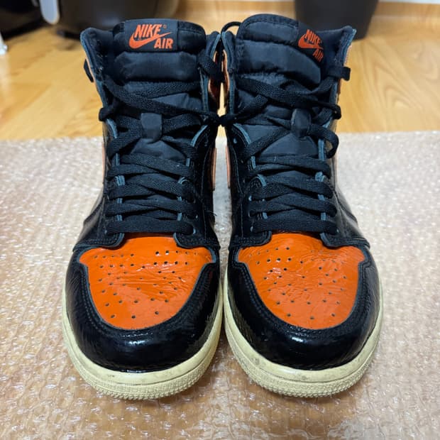 조던 1 쉐터드 백보드 3.0