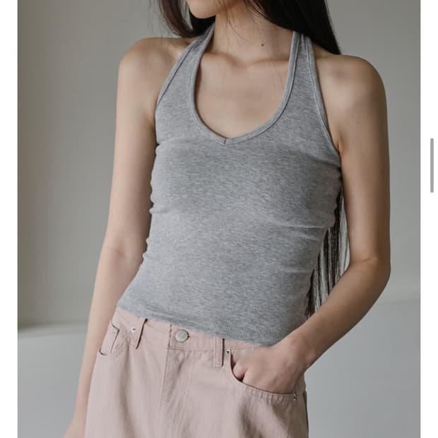 블랙업 홀터넥 나시 그레이