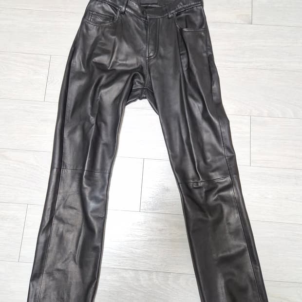 발렌시아가 스키니 레더 팬츠