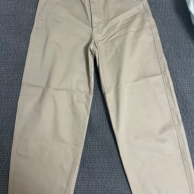 유니클로 와이드핏 치노팬츠