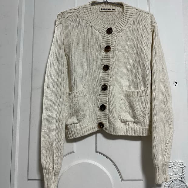 얼바닉30 베르다 가디건