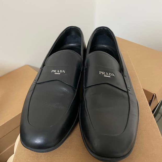 프라다 빈티지 로퍼