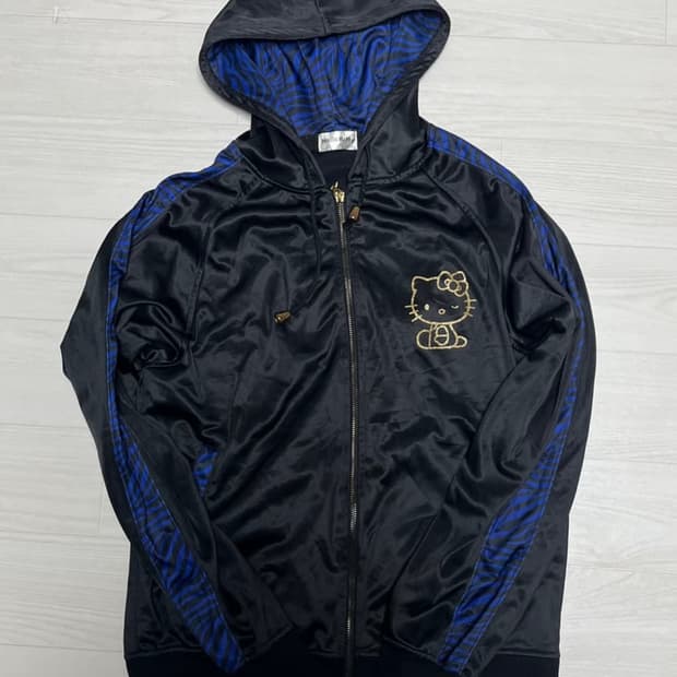 헬로키티 블루 지브라 포인트 갸루 후드집업
