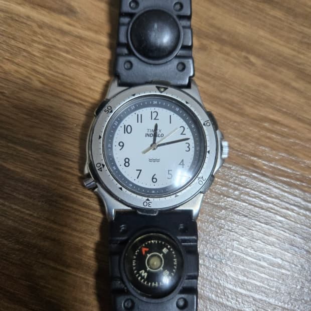 TIMEX indiglo military quartz