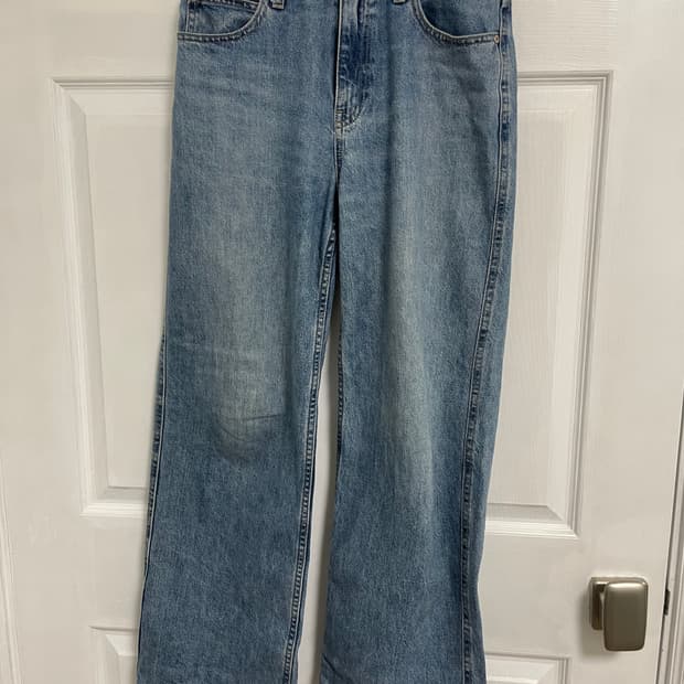 유니클로 일자핏 데님 팬츠