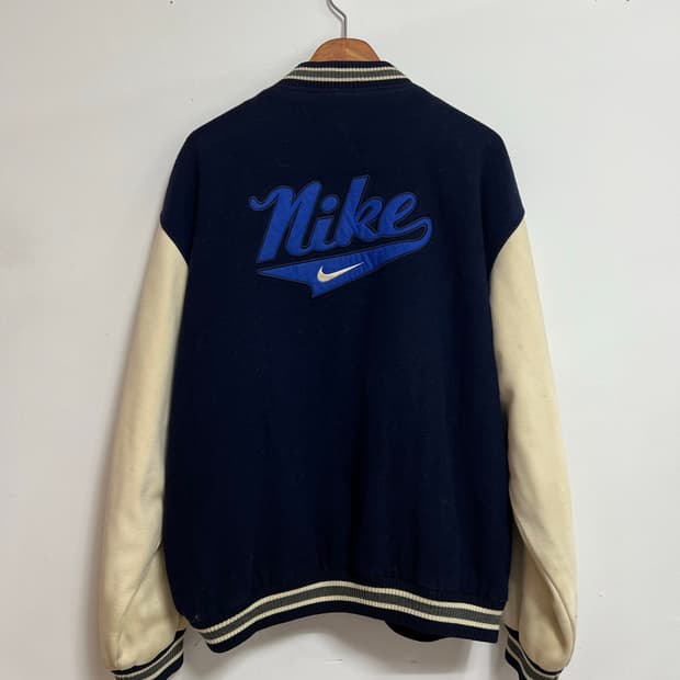 00's 나이키 스우시 바시티자켓