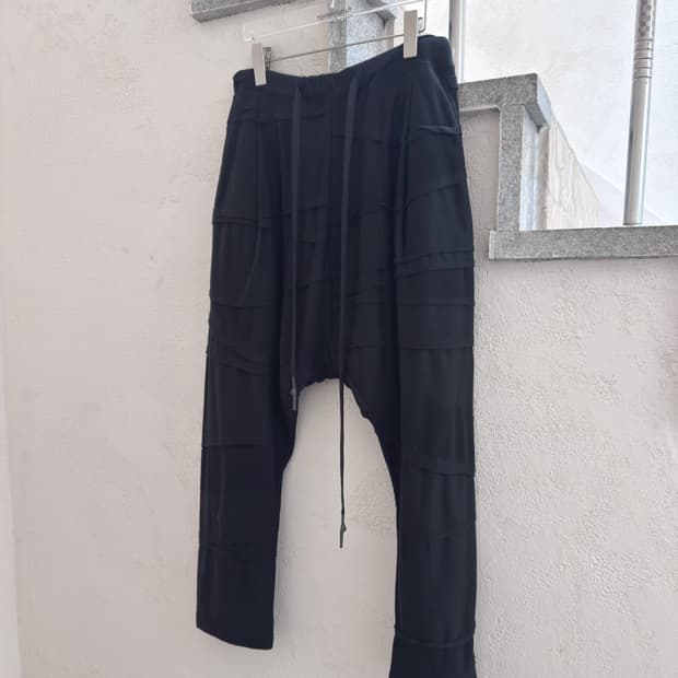 누드 마사히코 마루야마 레이어드 드롭크로치 팬츠