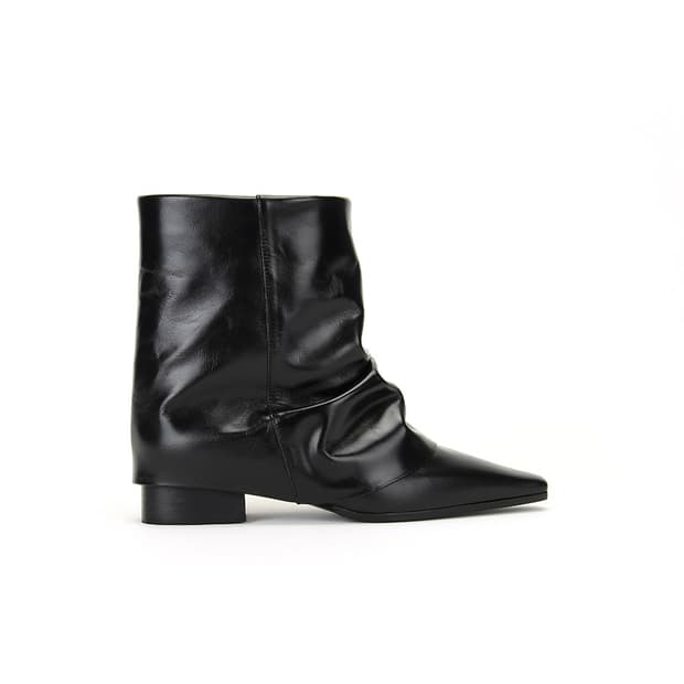 쓰리투에이티 Pointed Wrinkle Leather Boots