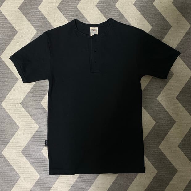 아비렉스 헨리넥 티셔츠