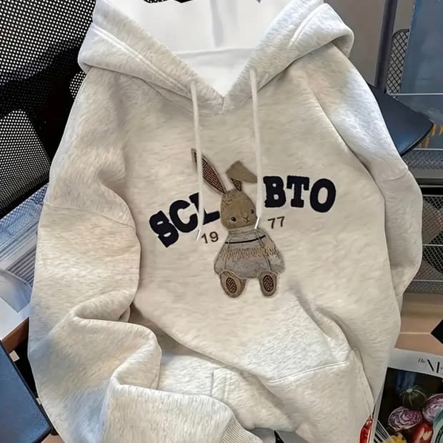 토끼 자수 후드티 아이보리