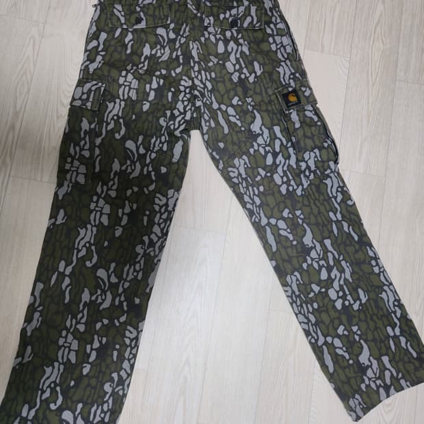 ​[칼하트] 리얼트리 카모 카고 팬츠 (32x32) 판매합니다