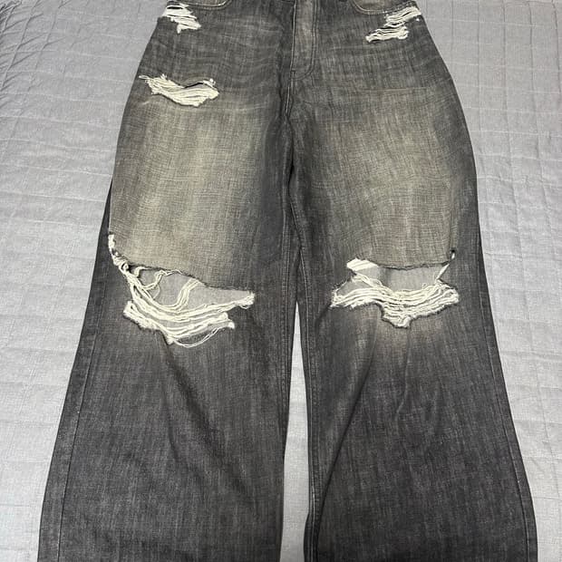 [XS] 발렌시아가 디스트로이드 슈퍼 라지 베기 데님 팬츠 흑청