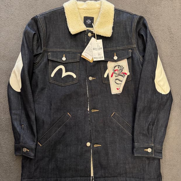 에비수 빅로고 쉐르파 자켓 새상품 처분 