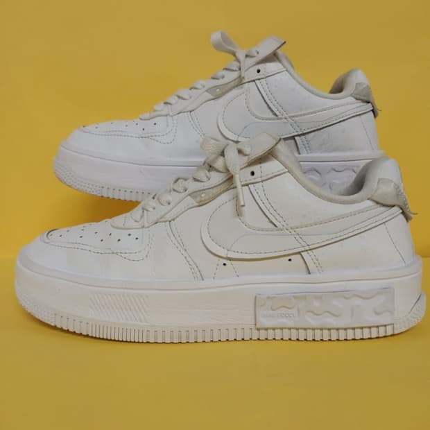 여성 나이키 에어포스1 폰탄카 올화이트 운동화 (250)