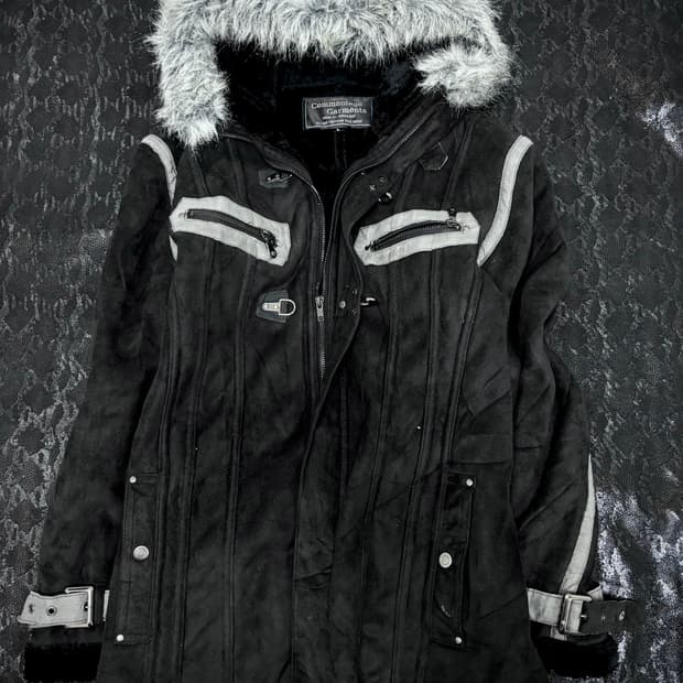 00’s Design Whiter Fur Side Zipper Black