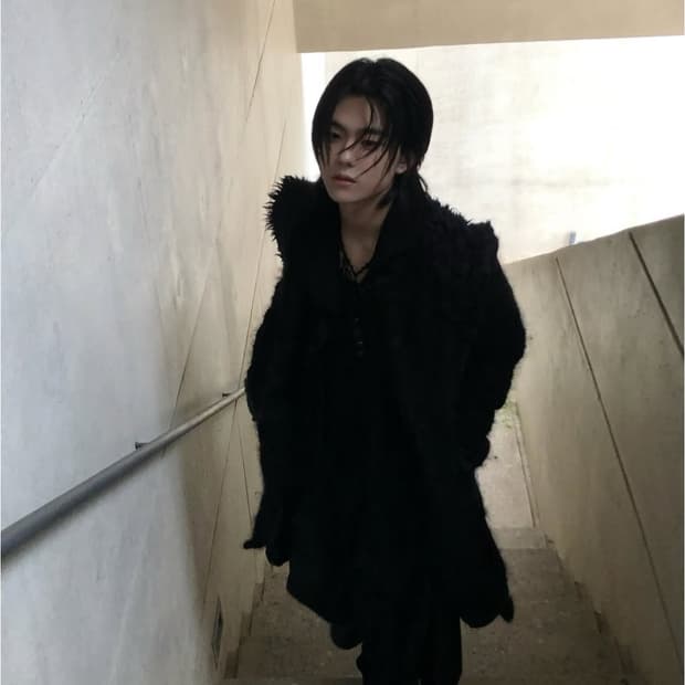 꼼데가르송 옴므 플러스 23aw 축융 모헤어 폭스 퍼 코트