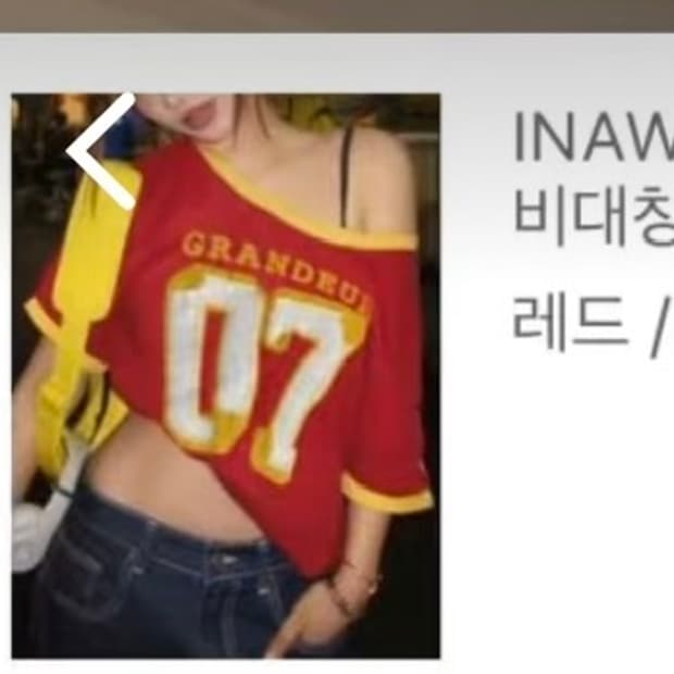 오프숄더 스포티 티셔츠