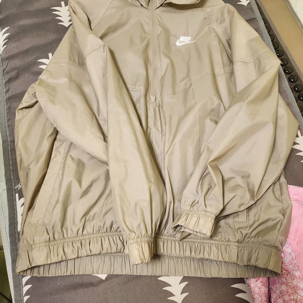 나이키아노락100