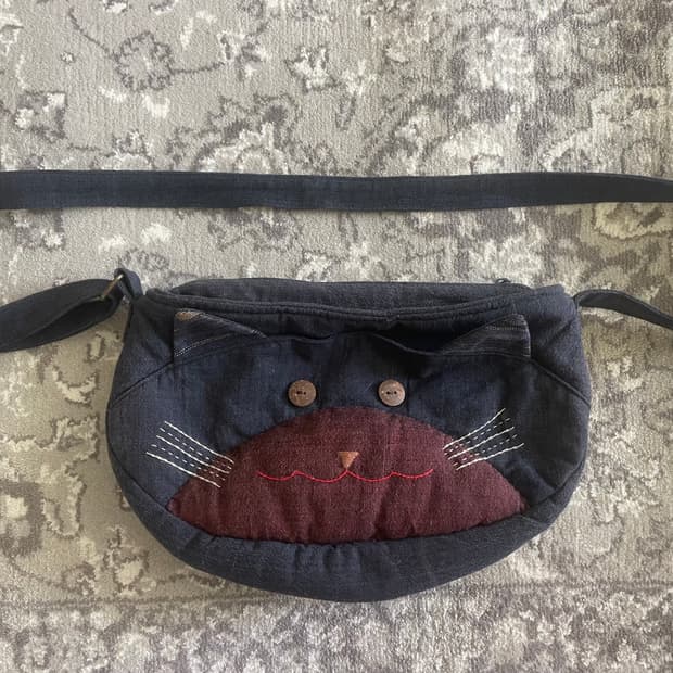 모리걸 빈티지 고양이 크로스백 💙🐱