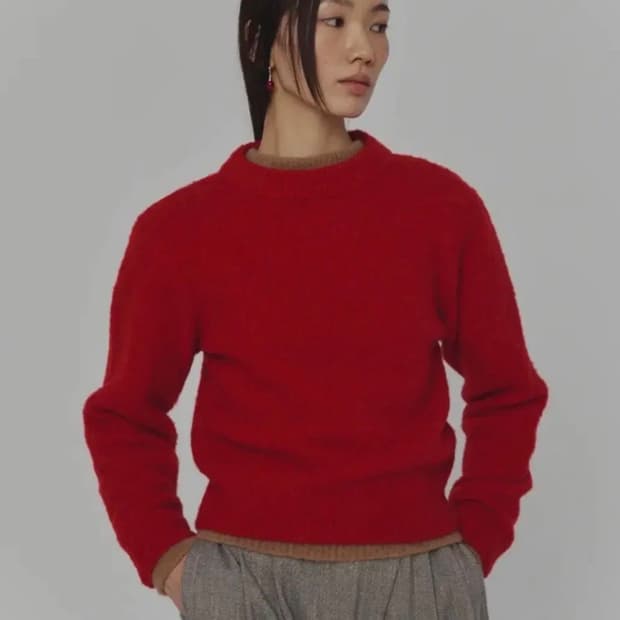 아모멘토 니트 FLUFFY BRUSHED KNIT_RED