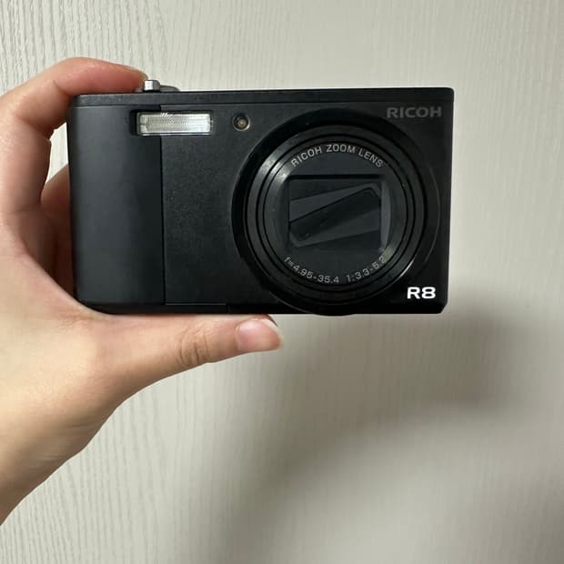 리코 r8 (장원영 디카)