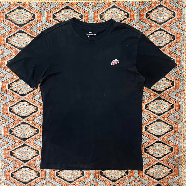 나이키 NIKE 블랙 반팔티셔츠 남성L