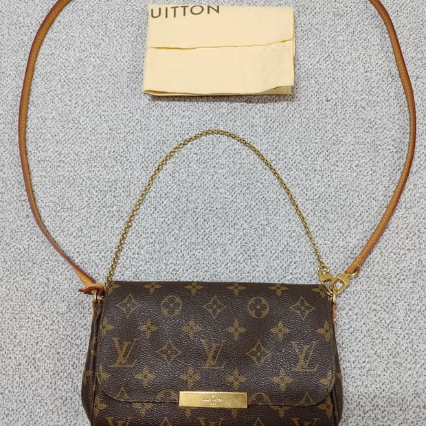 정품 루이비통 페이보릿 pm 크로스백 클러치백