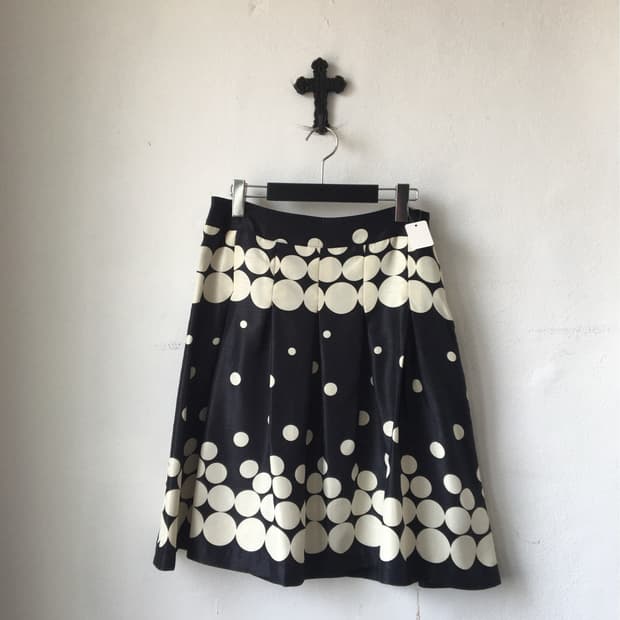 Dot pattern pleats midi skirt