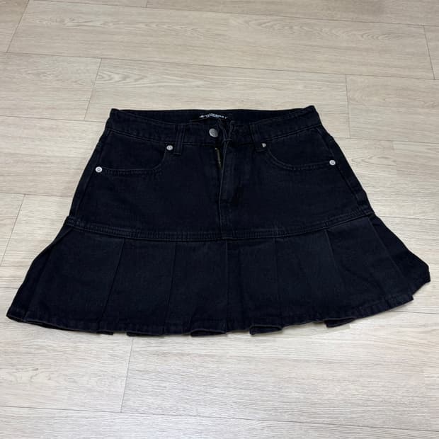 어반드레스 플리츠 데님 스커트 블랙 M