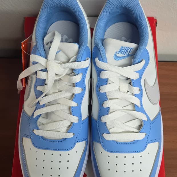 나이키 코트 로우 하늘색/화이트 240mm | 정품 미착용 새상품 풀박스