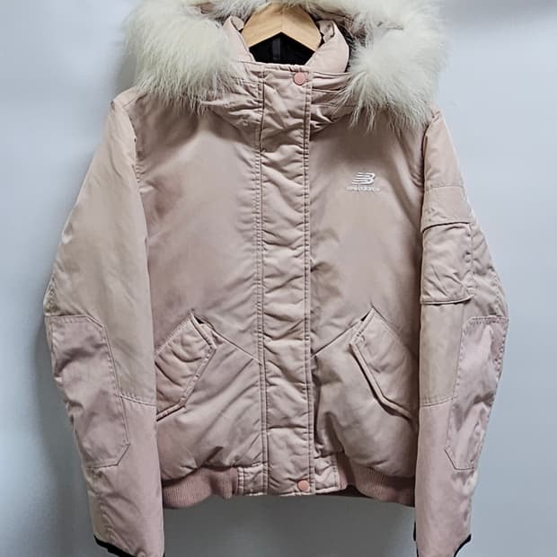 뉴발란스 여성 덕다운숏패딩 M