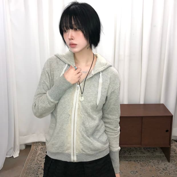 Lavin 그레이 프릴 후드집업