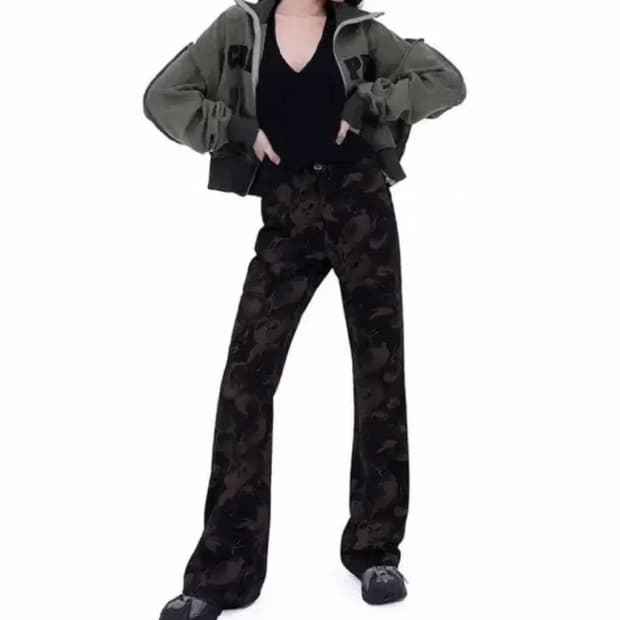 스컬프터 부츠컷 팬츠 Rose Print Flare Pants Black